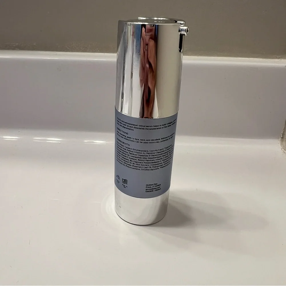 Glymed+ Retinol Rejuvenation Serum - Picture 2 of 7